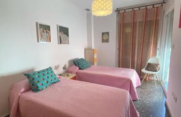 Llandells 12 - Photo 10