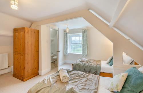 Armswell House - Photo 25