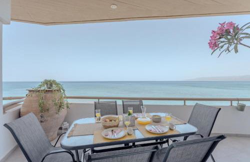 Eclectic Vintage Apartment- Sea View Perfection, Hersonissos, Crete - Photo 7