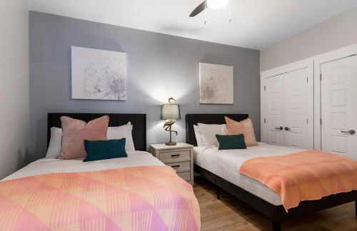 Modern Condos in California Building by Hosteeva - Foto 68