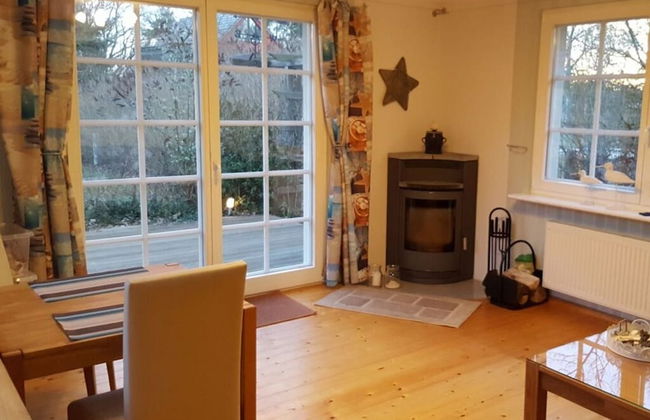 "laura" Comfortable Holiday Residence - Photo 7