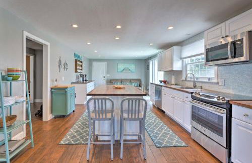 Fantastic Plymouth House with Deck and Ocean Views! - Photo 6