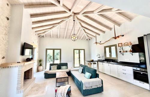 SeaForest Villa, Grand New! 2 km from Beach - Foto 3