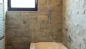 Relax-Wohnung mit Sauna und Badewanne - Foto 2