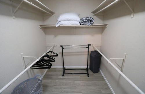 Sunset Escape & Basketball Court - Foto 26