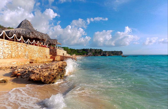 Bahía de las Águilas & Laguna de Oviedo Day Trip - Foto 4