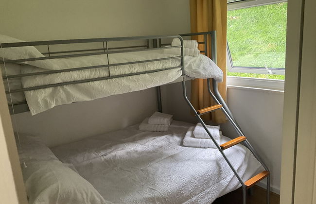 Holiday Cabin Sleeps 5 Caernarfon, Snowdonia - Photo 3