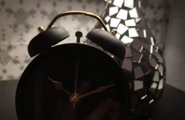 Corner House, Sleeps 8 in 4 Bedrooms, near train station, Great Value! - Photo 10