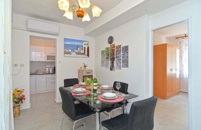 Apartment 358 - Photo 21