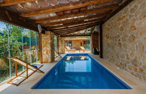 Rustic villa Radosic with indoor pool - Foto 22
