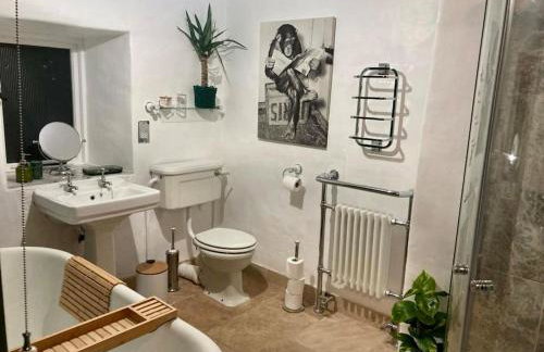 The Old Hat Shop - Foto 36