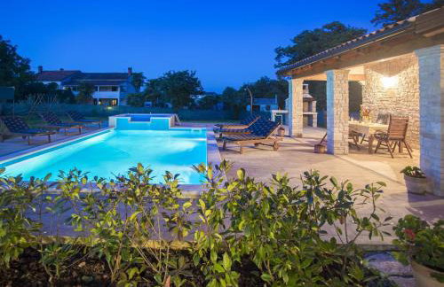 Villa in Medvidici With Pool Near Porec Beach - Foto 27