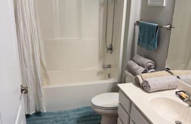 3BD 3BA Gated Condo LakeFront Lake Ozark, MO Isla Del Sol 4 M from Dam - Foto 5