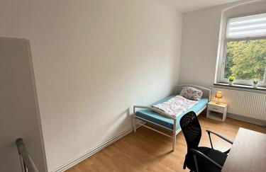 Sanierte Unterkunft in Glauchau Nähe zu VW Werk - Foto 3