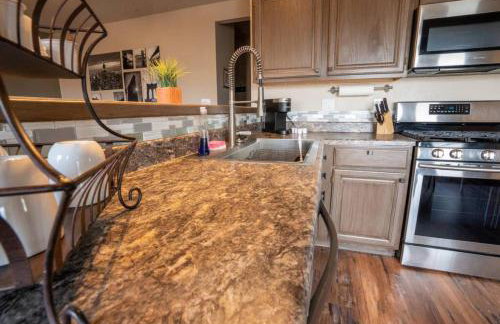 Hillcrest Chalet - Spa - Firepit - Views - USAFA - Foto 19