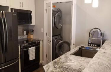 2nd Street -Deck Suite (back entrance) - Foto 4