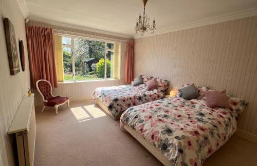 Spacious bungalow with large private garden - Foto 15