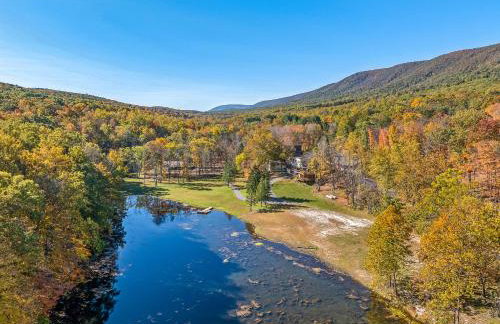 Black Forest - Wifi, Pet Friendly, Grill, Deck, Screen Porch, Family Friendly, Fireplace, Pool Access, Hiking - Foto 47