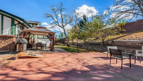 6BD Near DT - BBQ Grill, Games & Football Fun - Foto 5