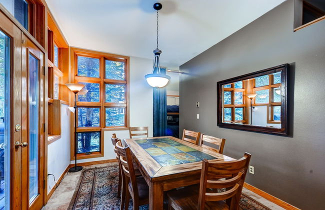 River Glen Condos by CRMR - Foto 14