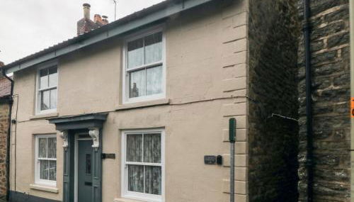 Crumble's Cottage - Photo 2