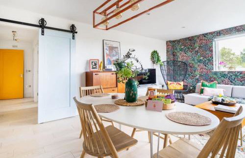 Boutique Brick Lane 2-Bed, Colourful City Vibes - Foto 13