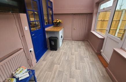 Dovetails, short drive from Alton Towers and Uttoxeter racecourse Games room with Wii and football table - Foto 45