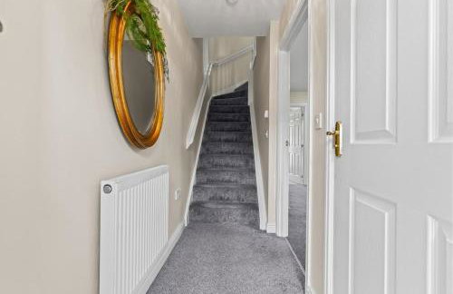 #35 City Home - Sleeps 8 3BDR 2 BR- Bham CC 10 mins - "Perfect for Contractors and Families - Free Parking" - Foto 19