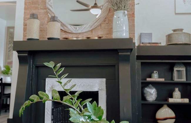 Cozy 6BR Home Near Plaza Dist -sleeps 15 - Photo 13