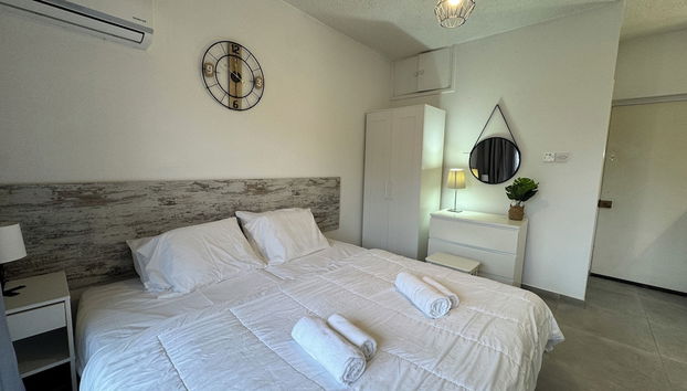 Seaside Larnaca Makenzie- 50m to Beach - Foto 4, Habitación