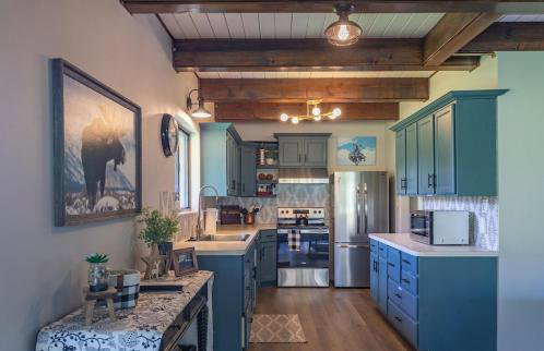 Cedar Creek Chalet - Snowmobilers Dream - Hot tub - Foto 51