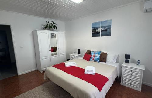 "Apartamentos do Farol" com vista para o mar - Foto 41