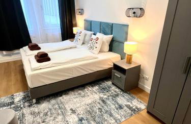 BIG New 7Rooms City Center APARTMENTS and Suites - Foto 26