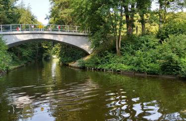 Biały domek nad stawem - Foto 43