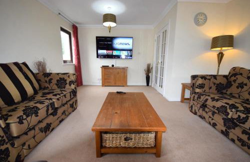 Ridgeview Villa - Partial loch view - Foto 8