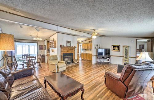 Rustic Family Home and Acreage about 20 Mi Hocking Hills - Foto 1