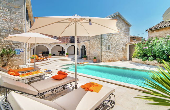 Holiday Home with Swimming Pool near Lim Bay & Beach - Foto 20