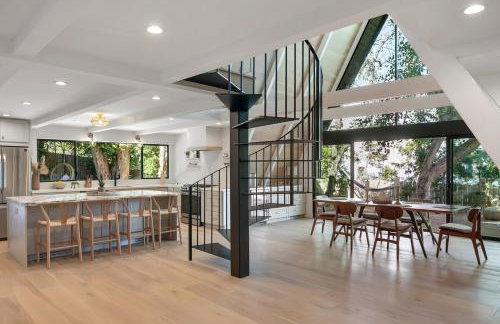 Studio City Stunning House with 5 bedrooms, Pool, Jacuzzi, Fire-pit, Guest House - Foto 11