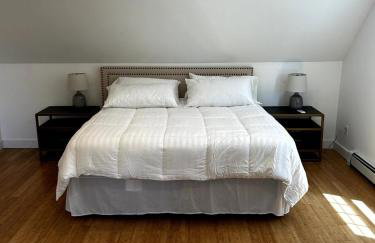 House Conveniently Located by Route 1 - Foto 4