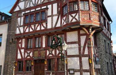 Renovated until May - dream house with garden and billiards - Foto 14