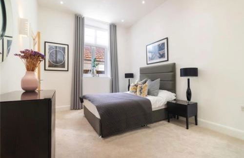 2 Bed, parking, 22mins-Central London, 15mins-LHR - Photo 10