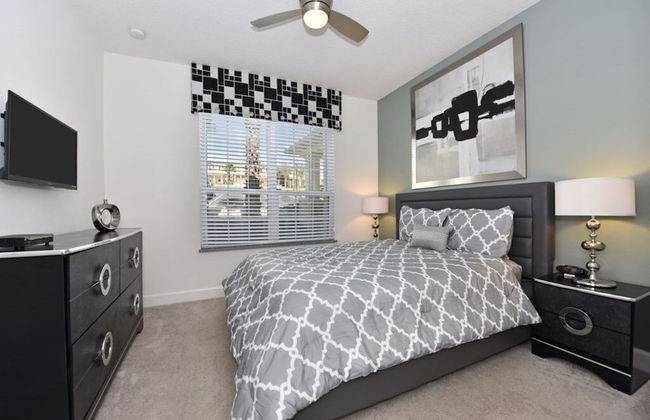 Beautiful 3-bed Villa 10 Minutes From Disney-17440 Serenity Resort 3 Bedroom Townhouse by RedAwning - Foto 3