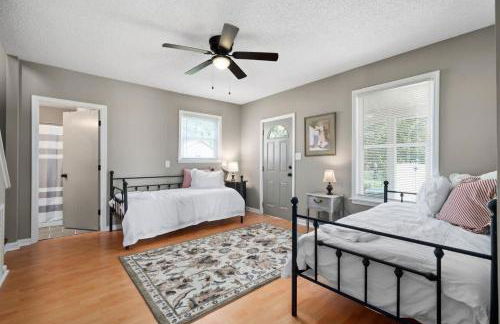 The Heart of Merrimack Historic Mansion - Photo 18