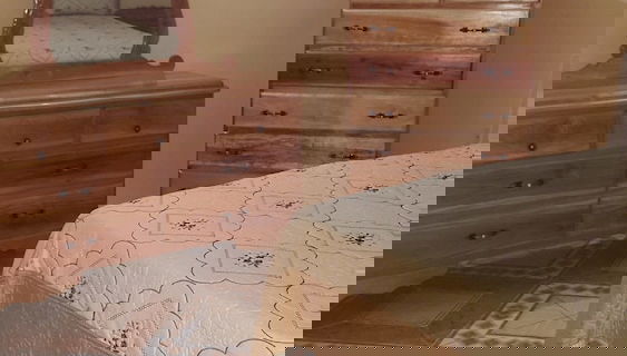 Bev Rosevilla - Foto 1, Habitación