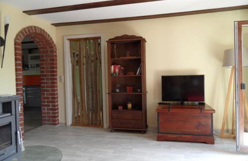 Komfortable Ferienwohnung "Vier Linden", ruhige dörfliche Lage, 20 min zur Küste - Foto 13