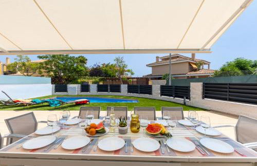 Luxurious & Comfy by Fidalsa - Photo 18