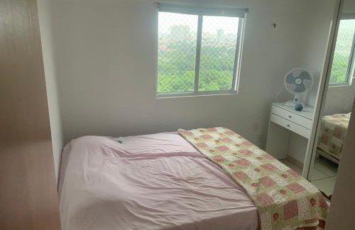 Quarto em condomínio no bairro Fátima - Foto 1