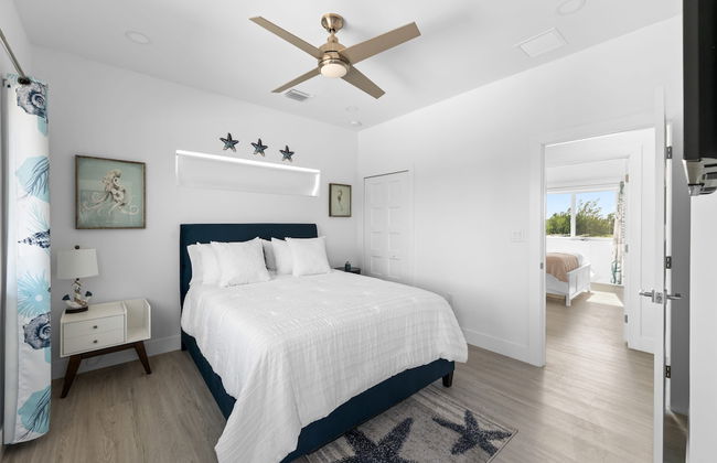 Blue Pearl New Waterfront Haven with Heated Pool ,70 Foot Dock, and More! - Foto 70