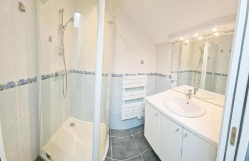 Charming Breton Holiday Home Right by the sea - Photo 87