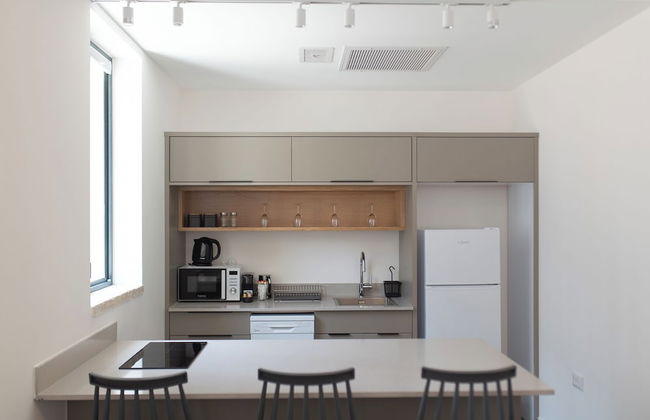 PORT CITY HAIFA - Flea Market Luxury - Foto 20